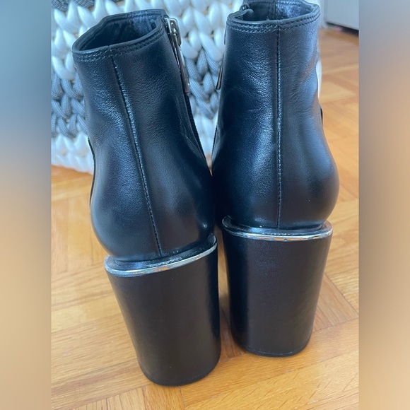 Kenzo leather black ankle boots - Picture 7 of 9